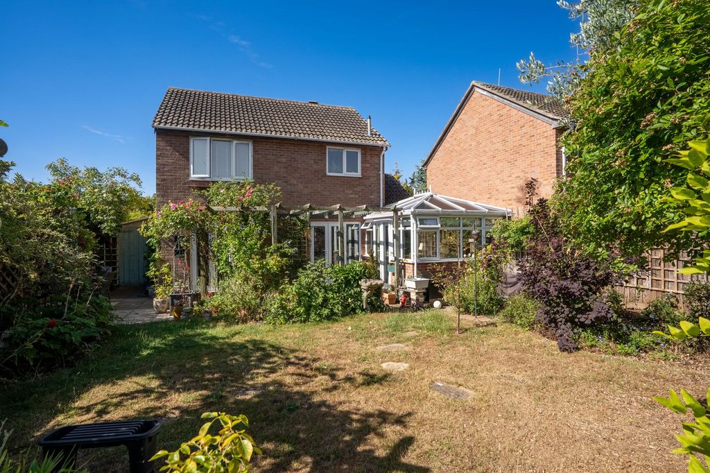 Property photo 2 of 18