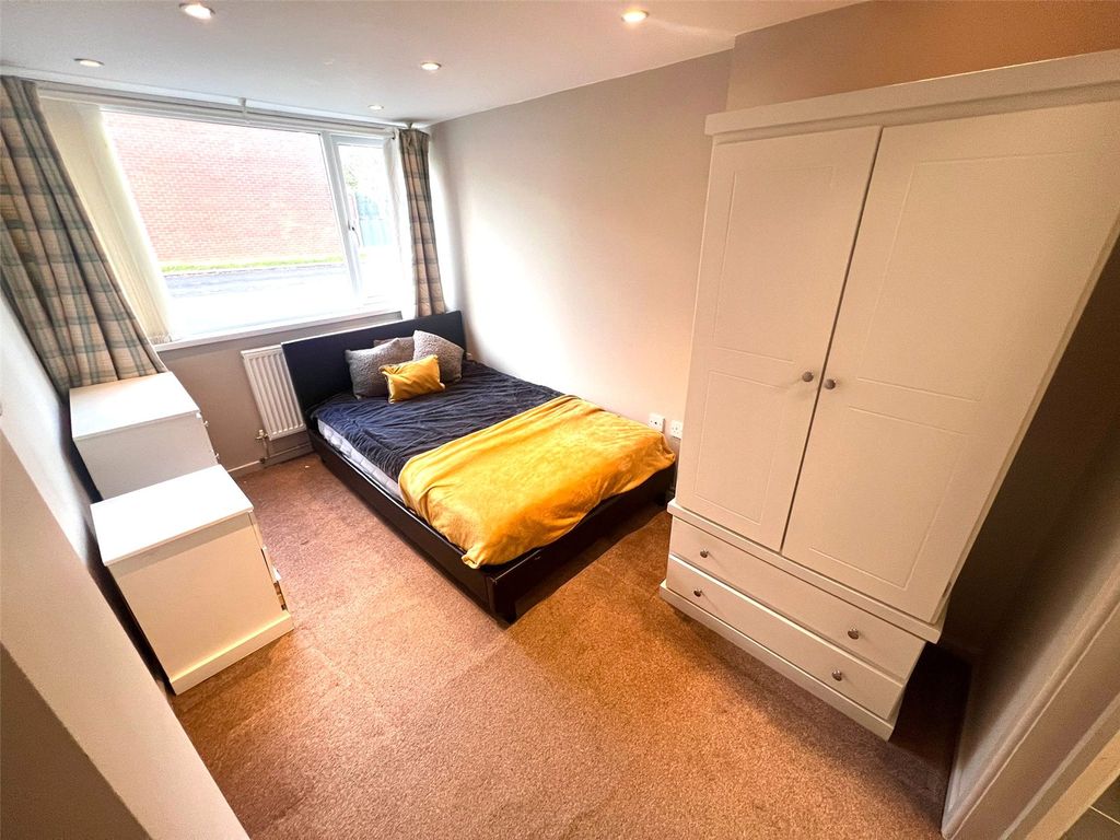 Property photo 1 of 9 Picture No. 22