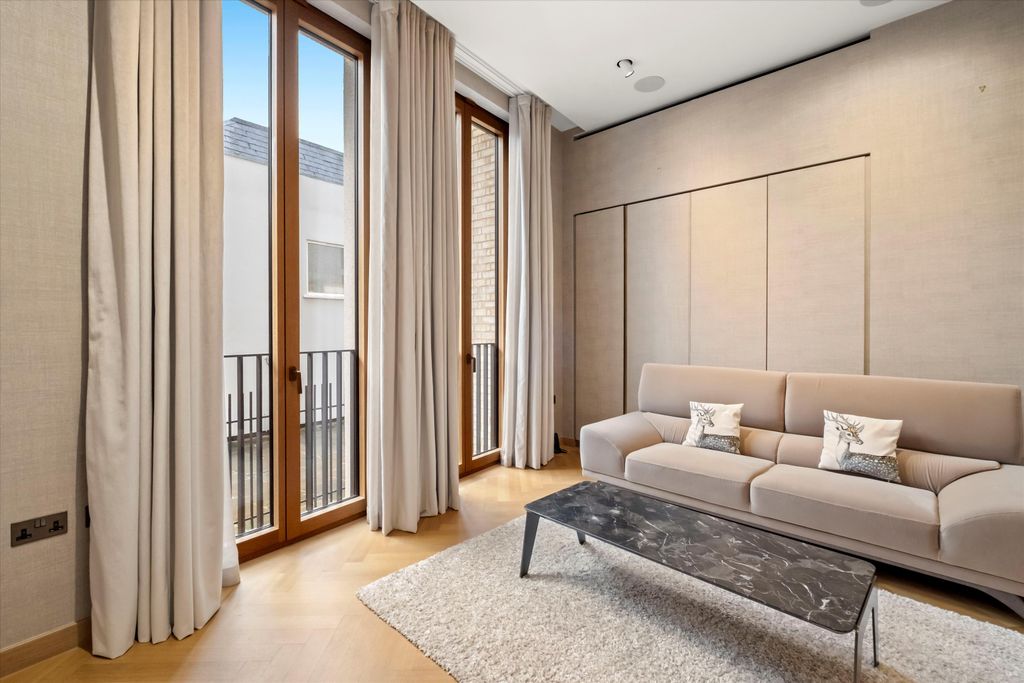 Property photo 2 of 20 Image