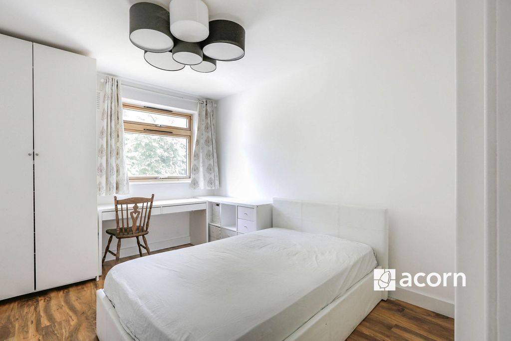 Property photo 2 of 15 9