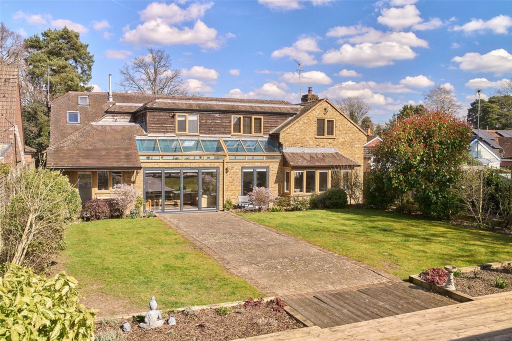 Property photo 2 of 36 Picture No. 39