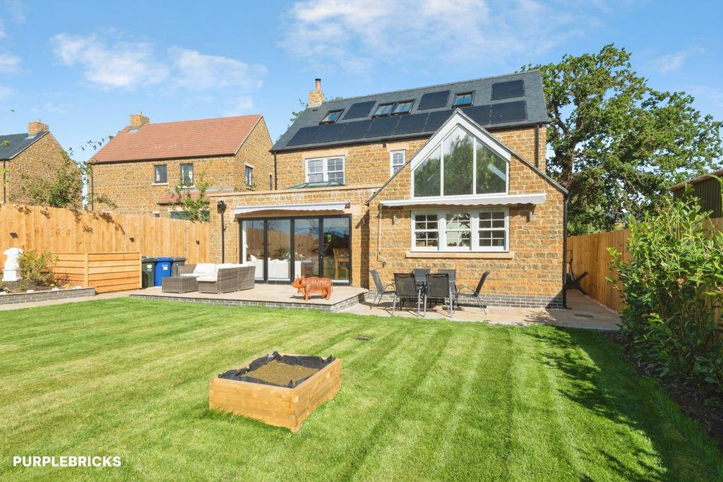 Property photo 3 of 30