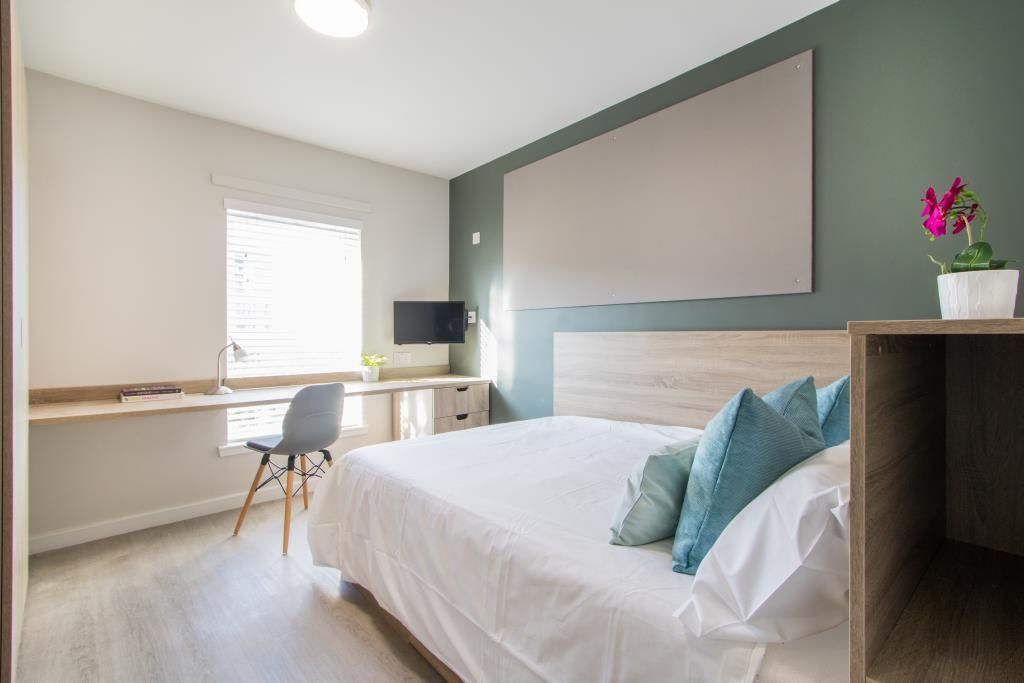 Property photo 2 of 6 Photo 1