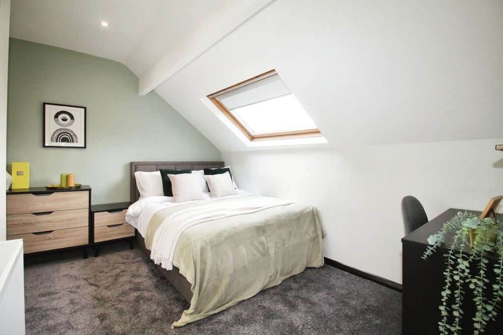 Property photo 1 of 12 Picture No. 13