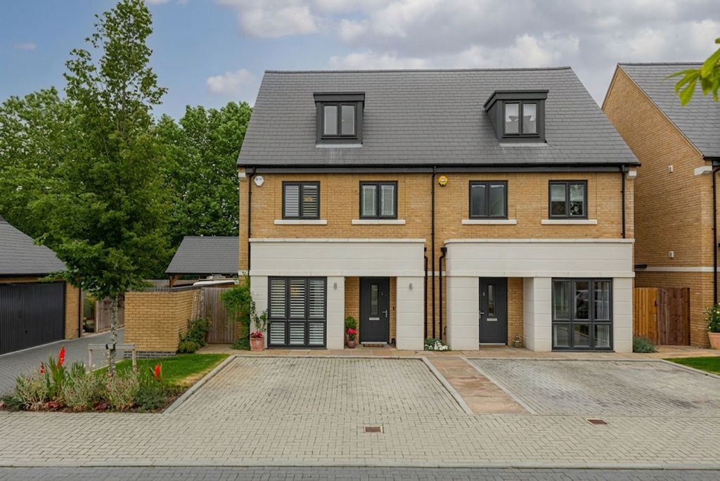 Property photo 1 of 22