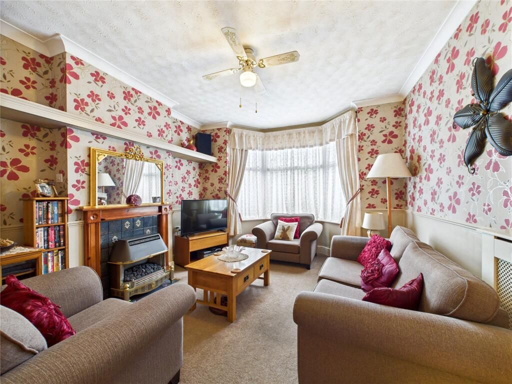 Property photo 2 of 16