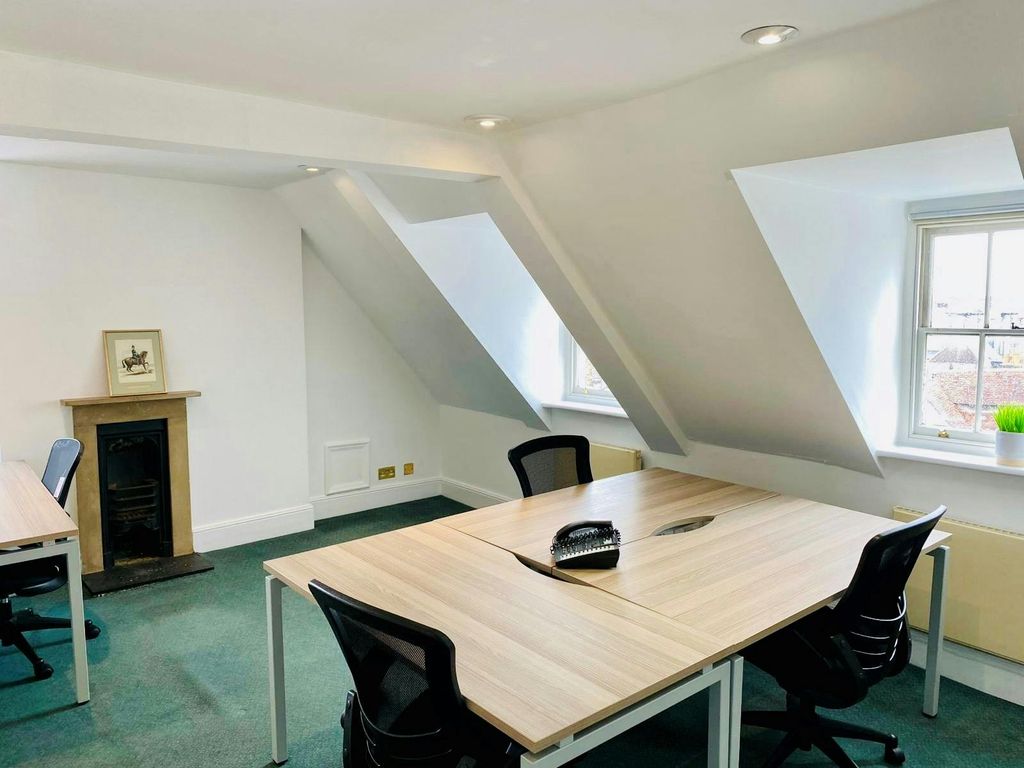 Property photo 3 of 7 Showsuite3.Jpg