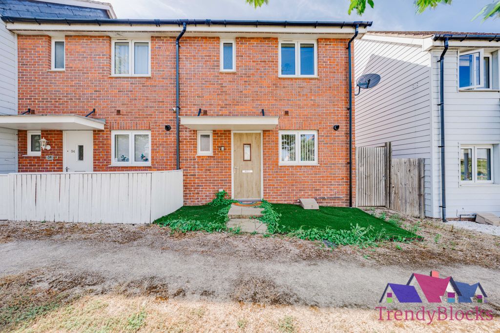 Property photo 2 of 14
