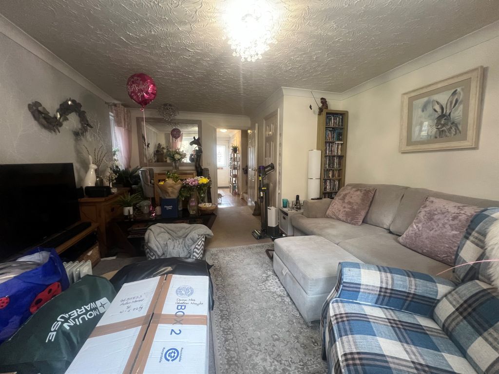 Property photo 3 of 13