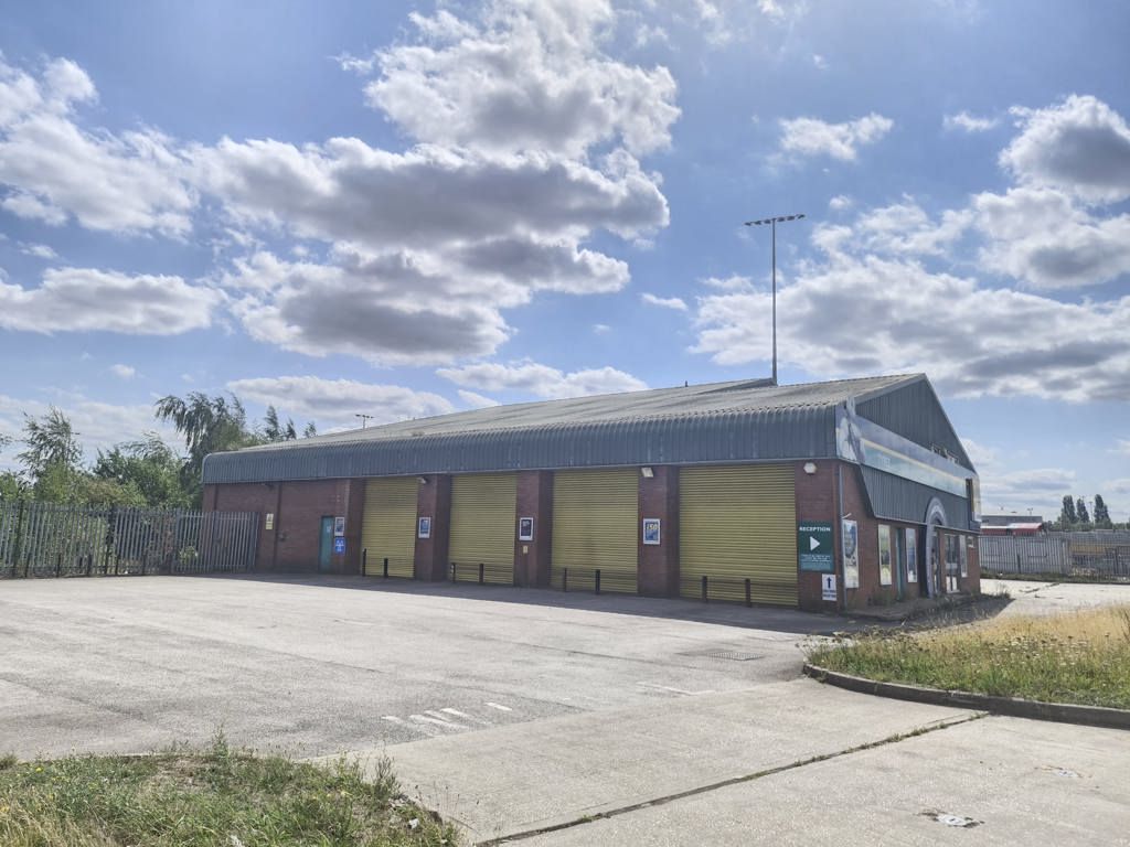 Property photo 3 of 8 Photo 3