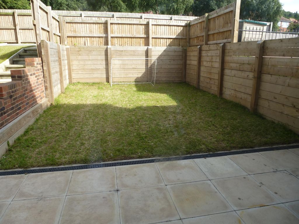 Property photo 3 of 28 Garden
