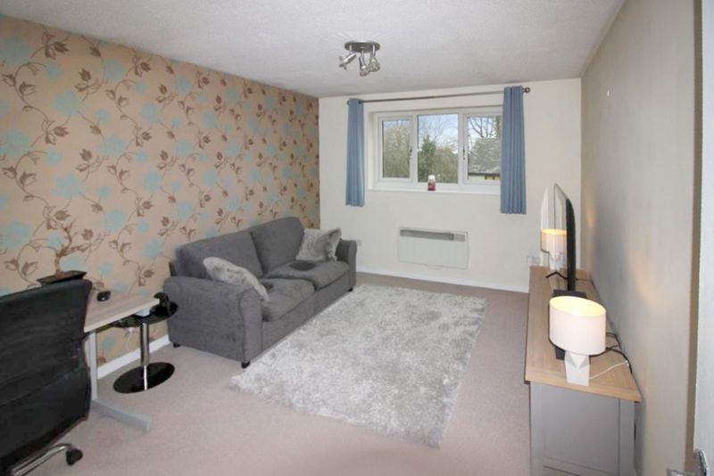 Property photo 2 of 5 Photo 3