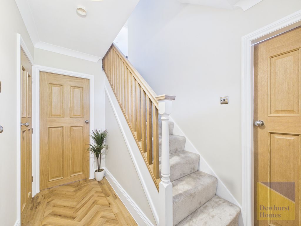 Property photo 2 of 26