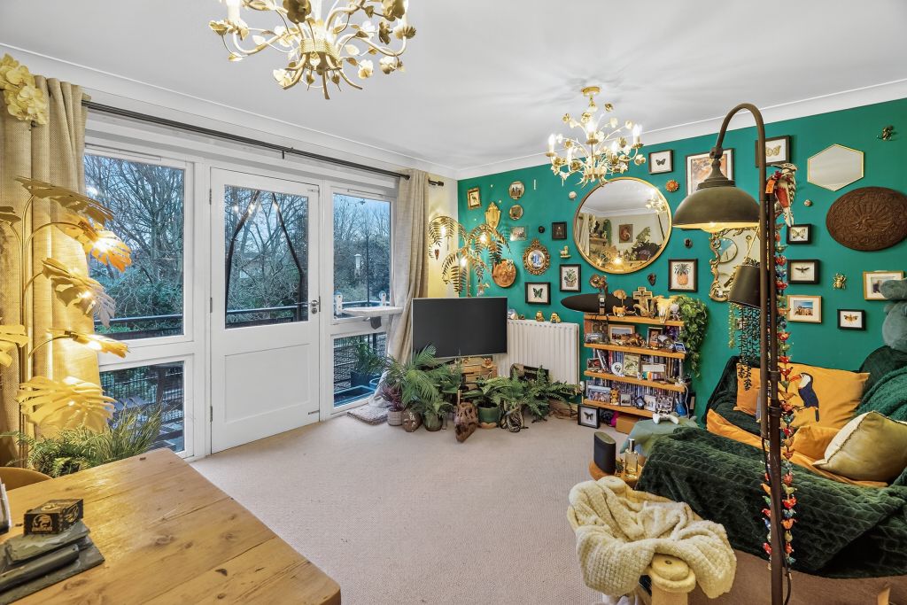 Property photo 3 of 20