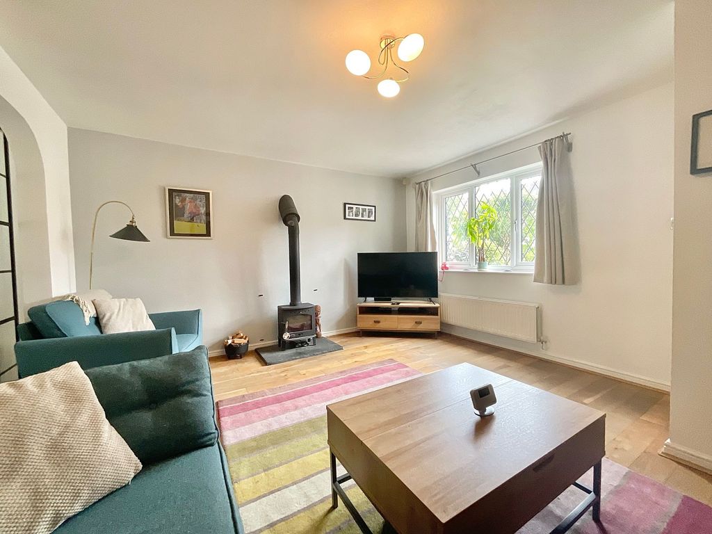 Property photo 3 of 23