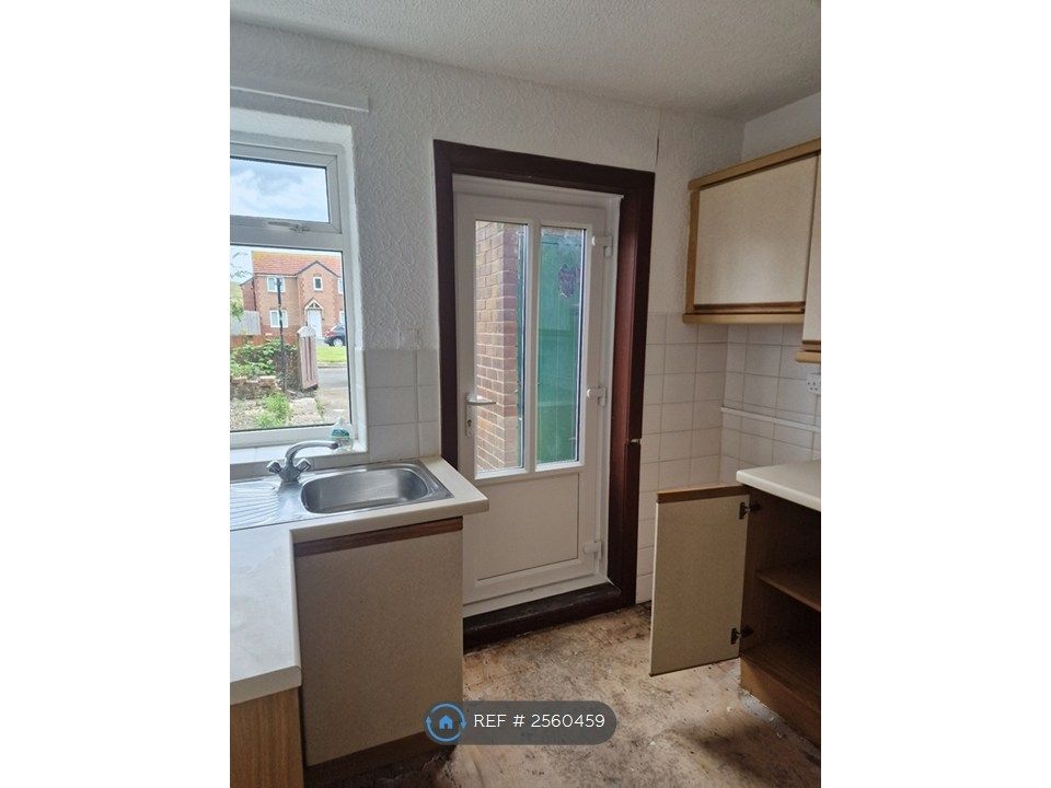 Property photo 2 of 3