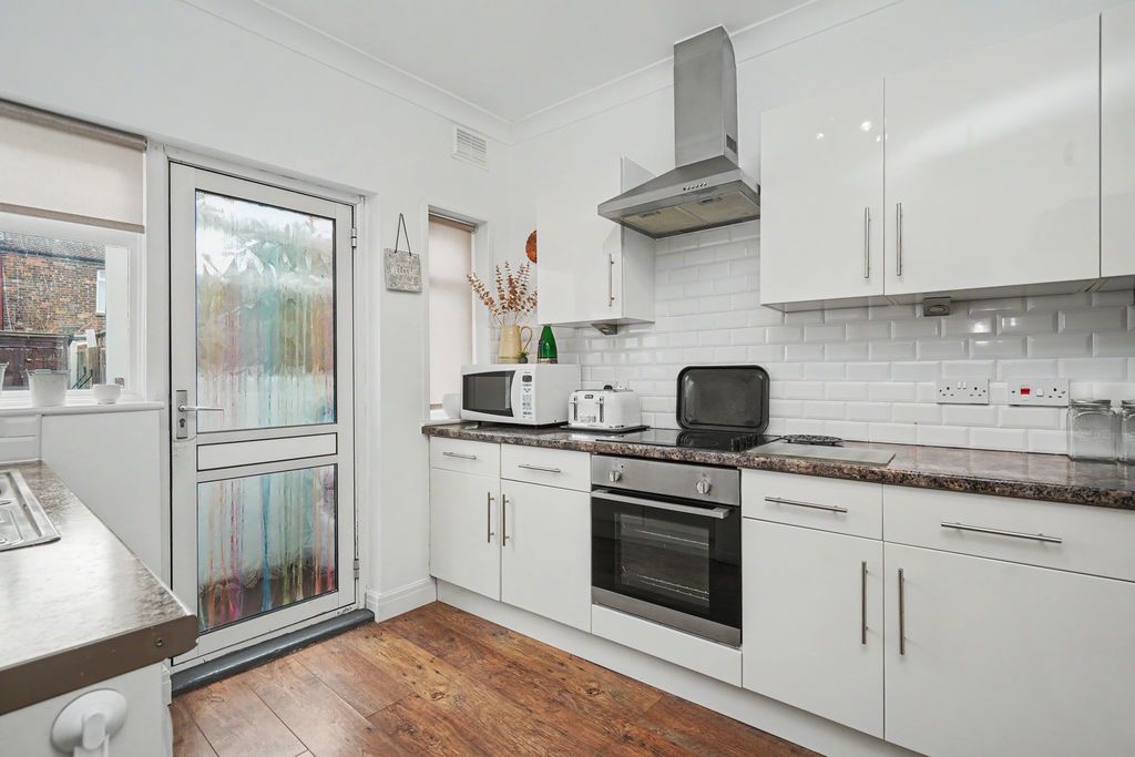 Property photo 2 of 24 Photo 15