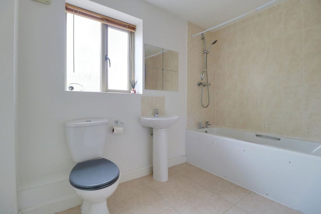 Additional image 15 of 5 bed property to rentCampbell Road, Hereford HR1