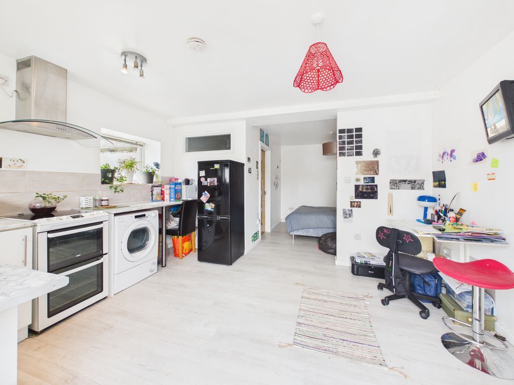 Additional image 6 of 5 bed semi-detached house for saleTruro Lane, Penryn TR10