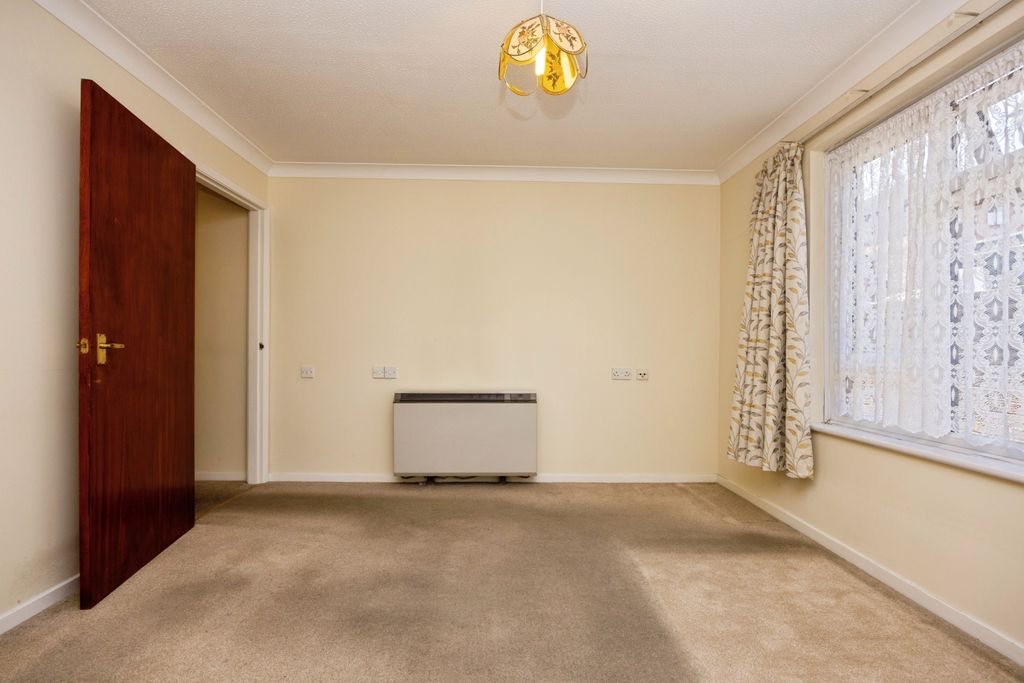 Property photo 3 of 20