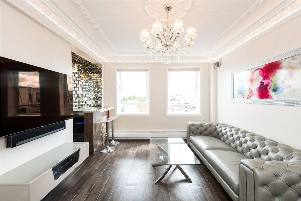 Property photo 1 of 16 Reception Room