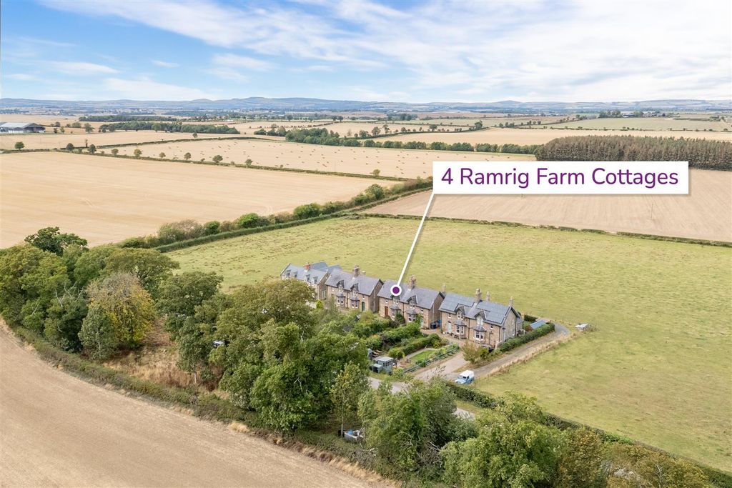 Property photo 2 of 14 4_Ramrig_Farm_Cottages-02.Jpg