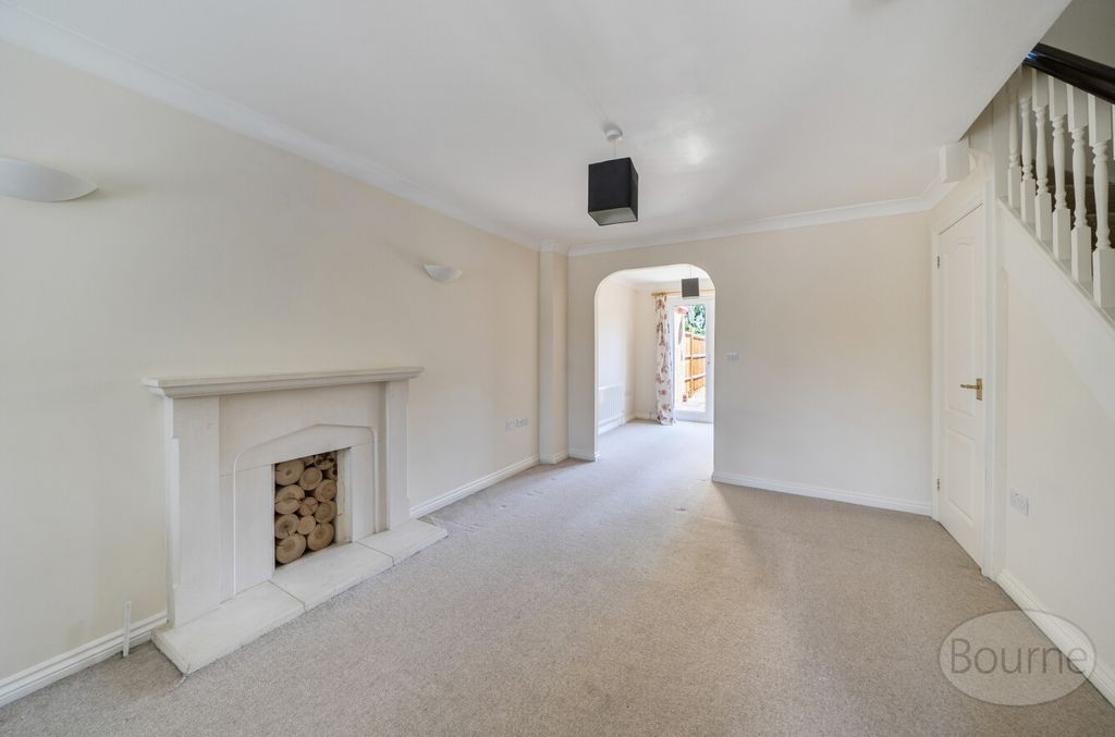 Property photo 3 of 21 Db1E26d9-8c3F-4c3...