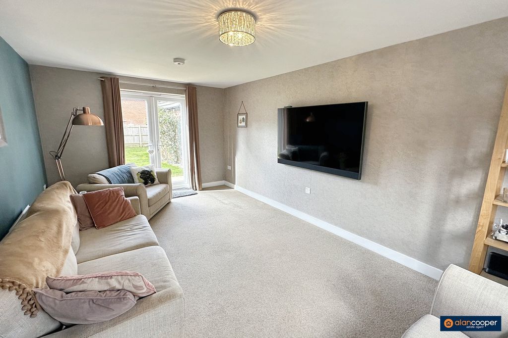 Property photo 2 of 23 4014674