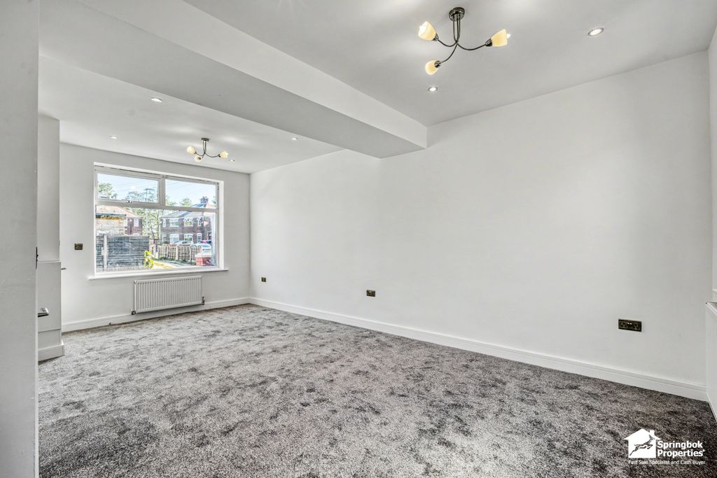 Property photo 2 of 14 Image 1