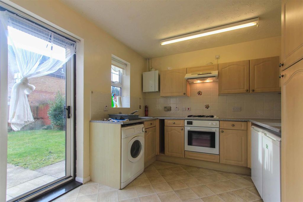 Property photo 2 of 8