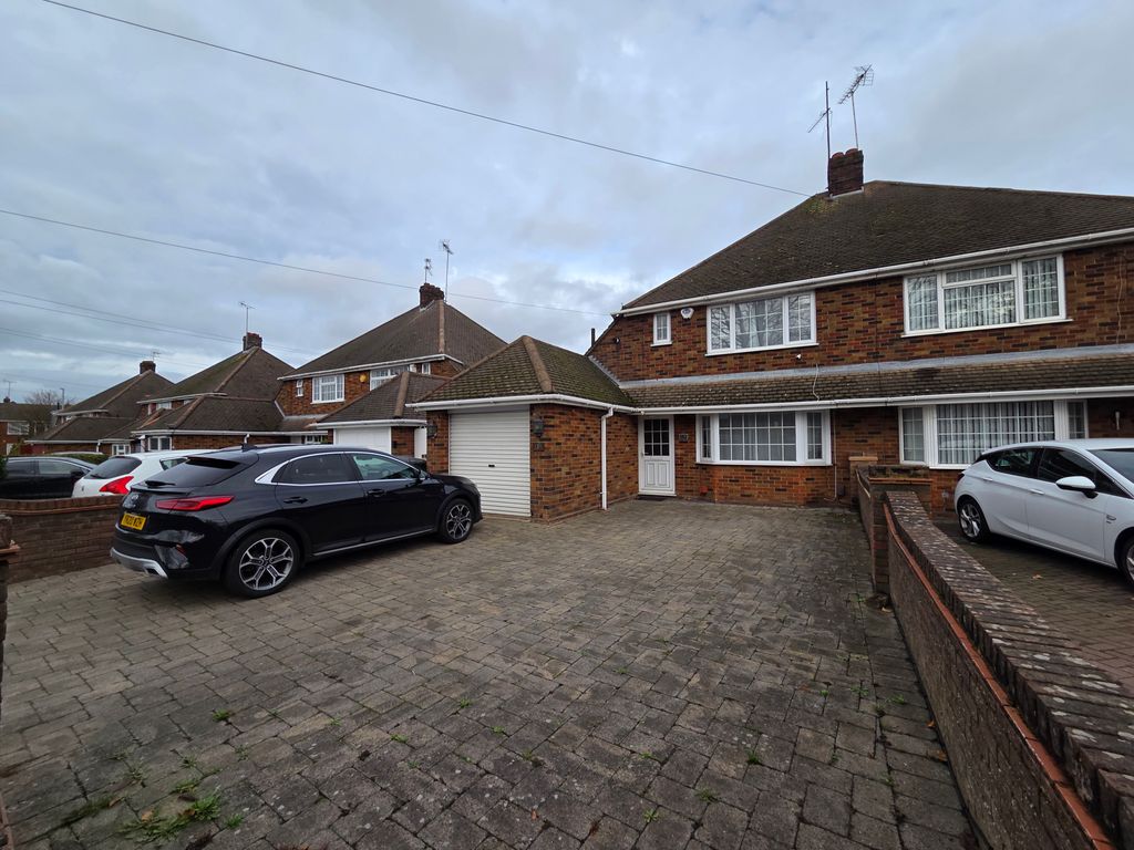 Property photo 1 of 14 Image