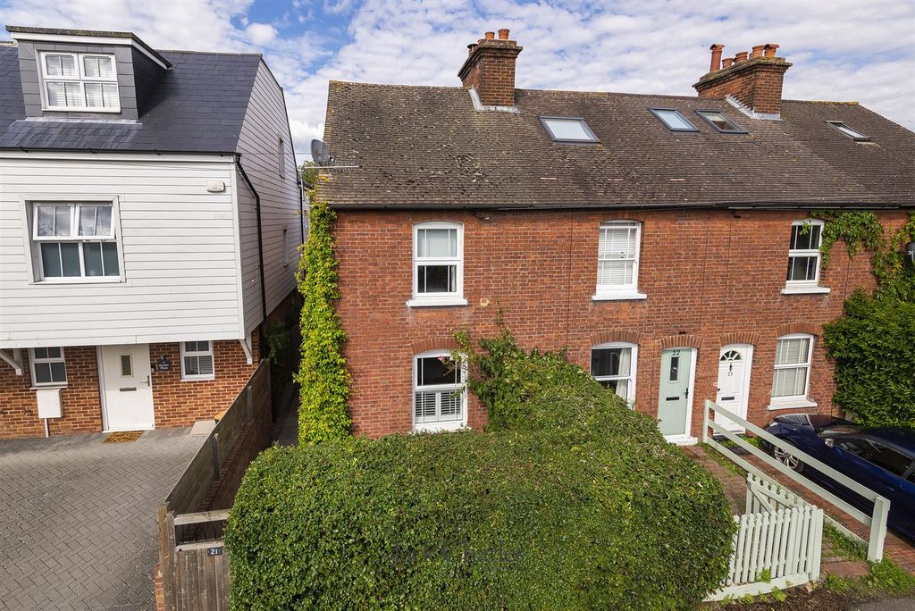 Property photo 3 of 16