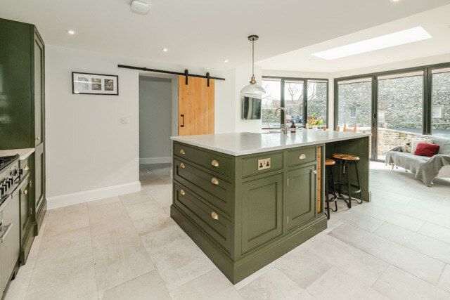 Property photo 3 of 23 Kitchen