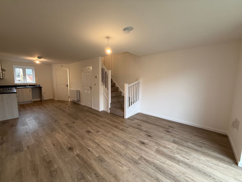 Property photo 3 of 10 View