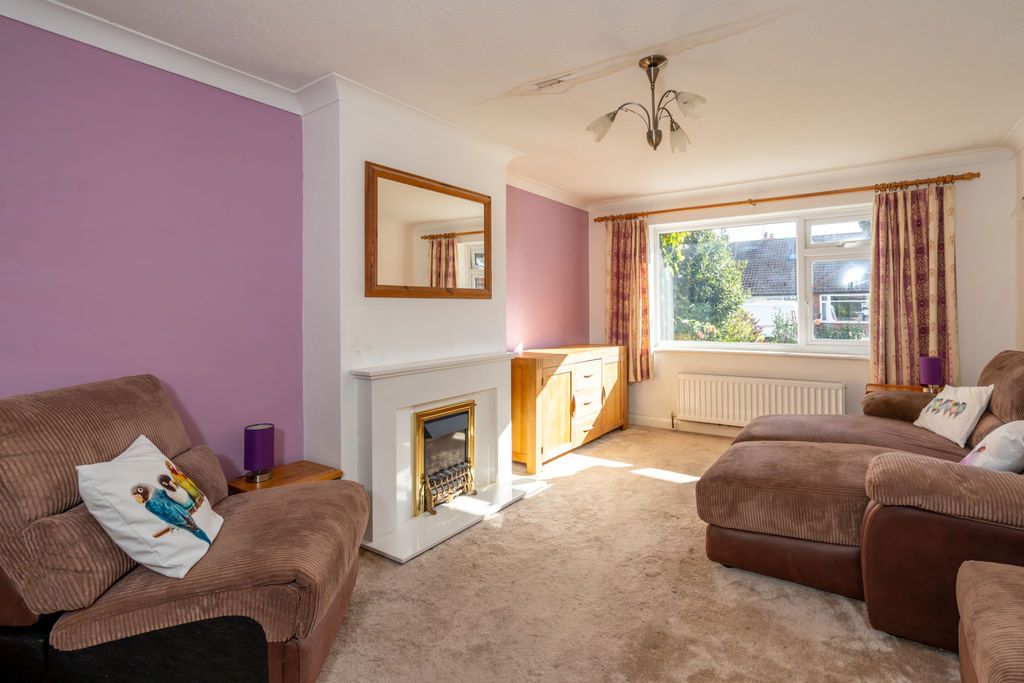 Property photo 3 of 19 Photo 5
