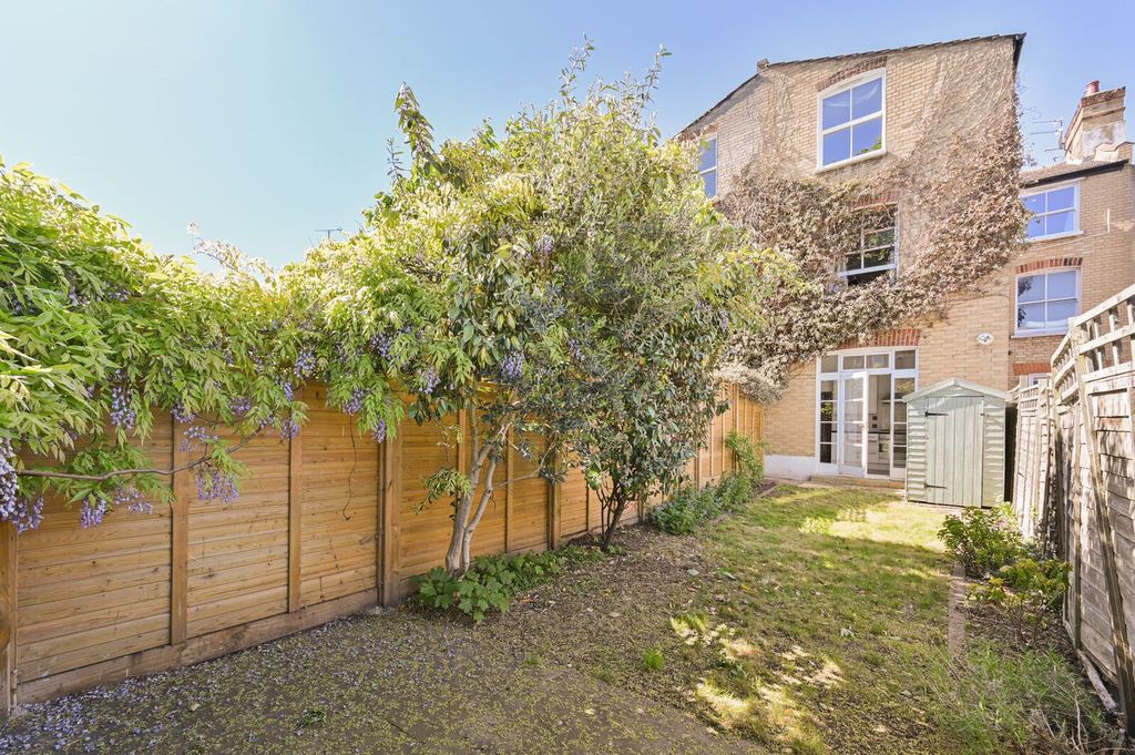 Property photo 1 of 25