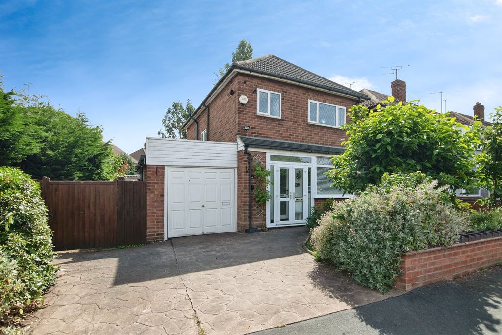 Property photo 1 of 17