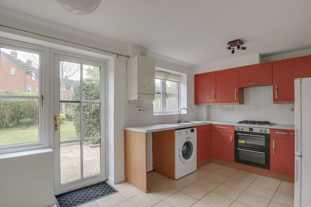 Property photo 3 of 21