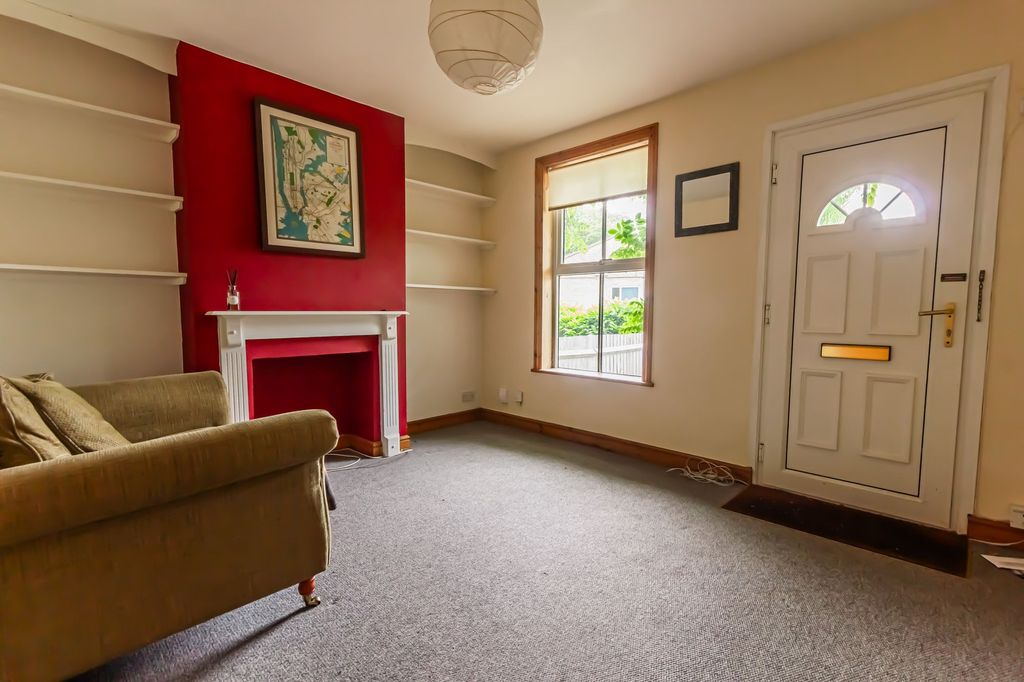 Property photo 2 of 13