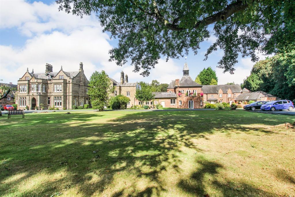 Property photo 1 of 25