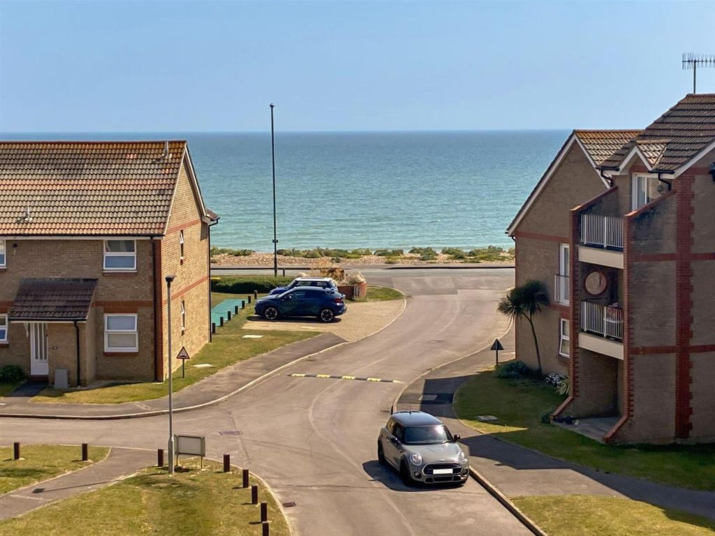 Property photo 2 of 12 Sea View.Jpg