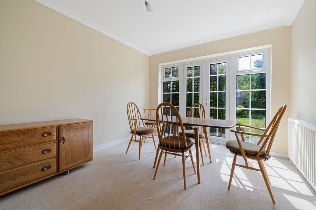 Property photo 3 of 13