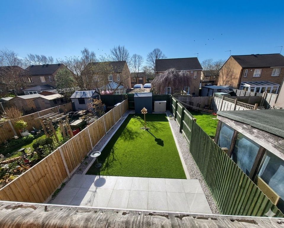 Property photo 3 of 17