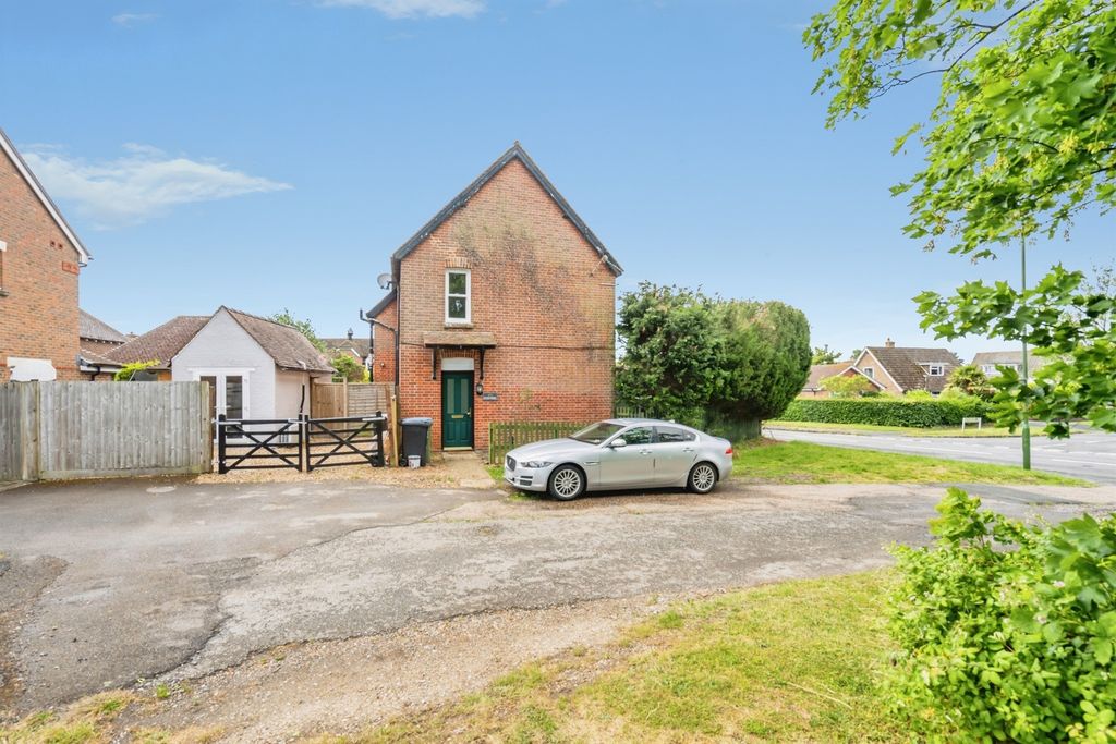 Property photo 1 of 20