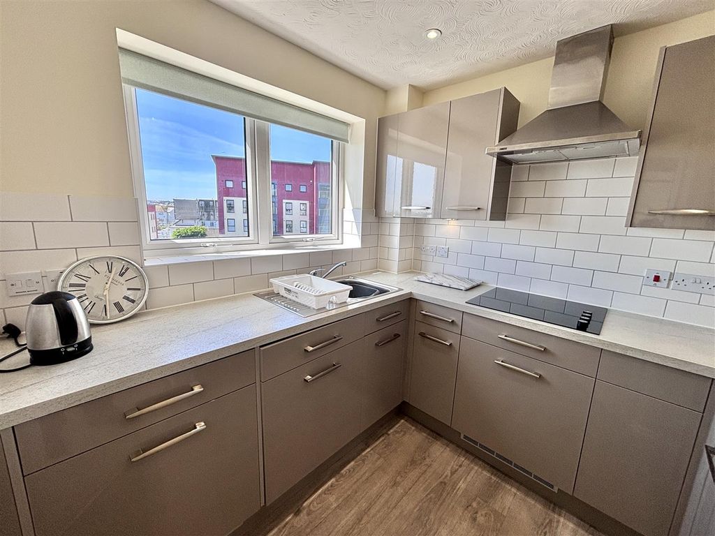 Additional image 12 of 1 bed flat for saleNarrowcliff, Newquay TR7