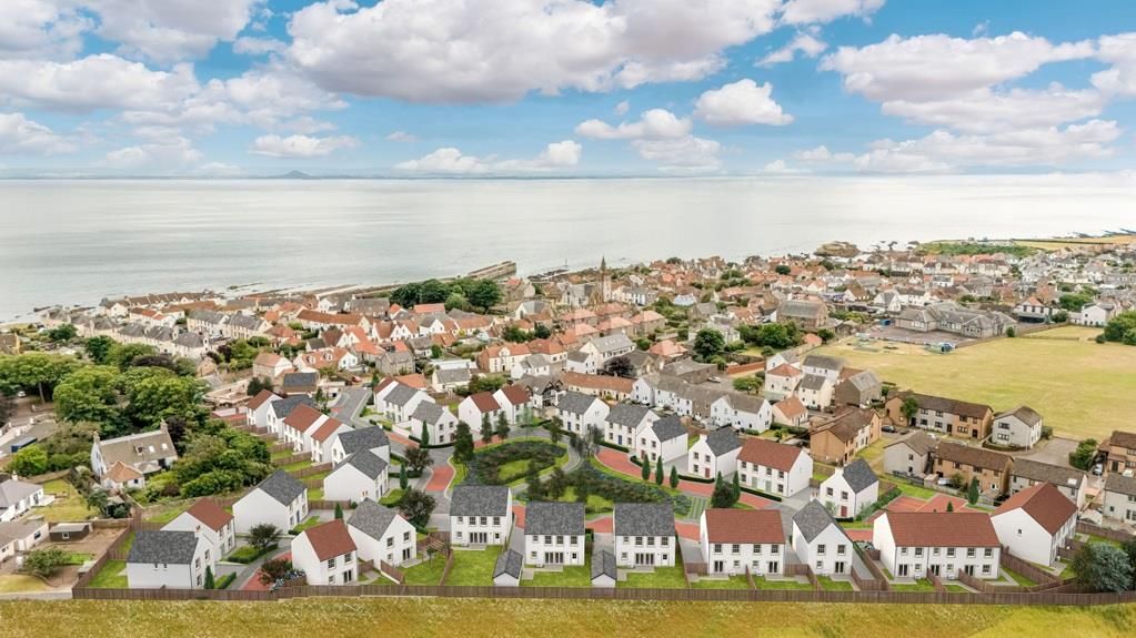 Property photo 3 of 7 Neukhaven Green Drone 2.Jpeg
