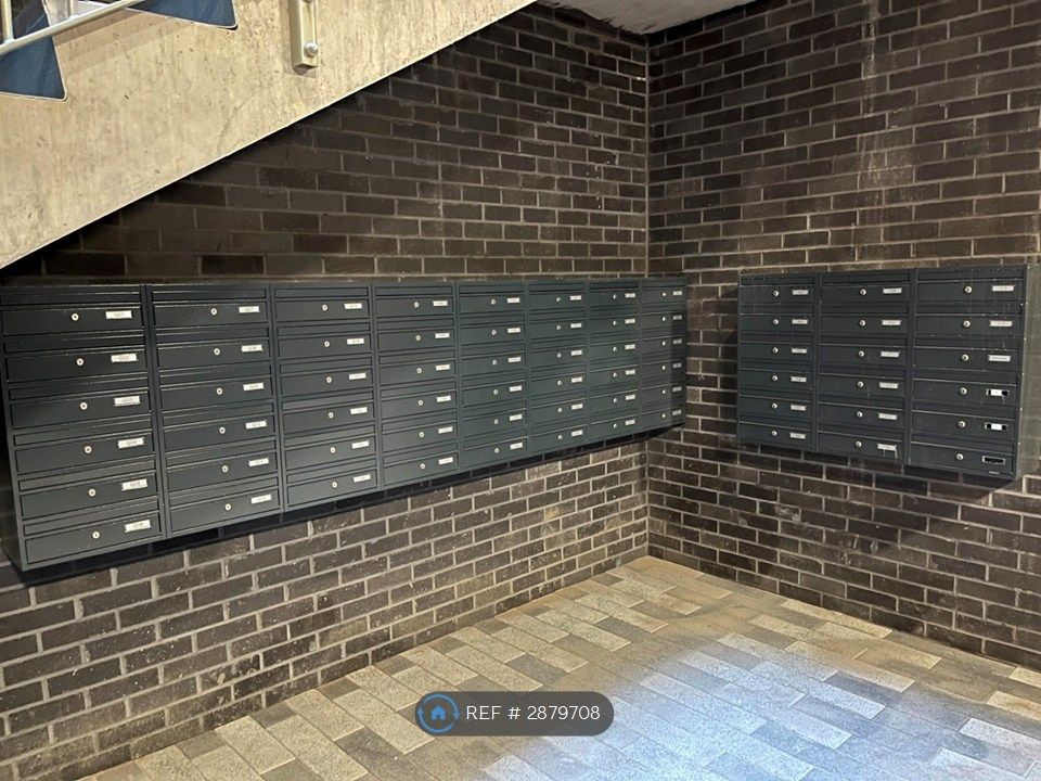 Property photo 3 of 27 Letterbox