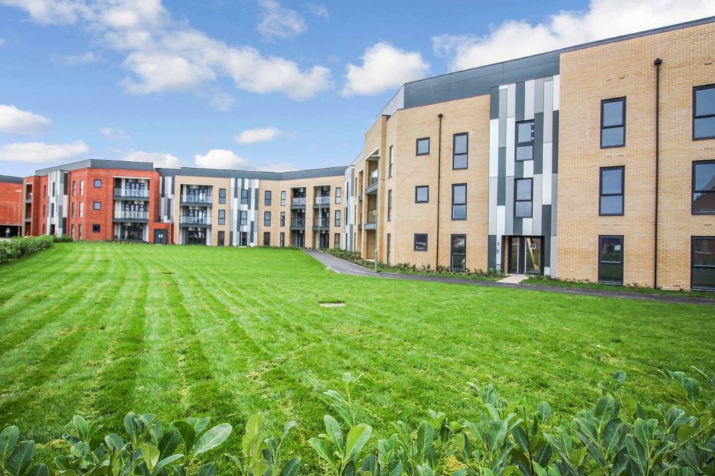 Property photo 2 of 10 Main Page