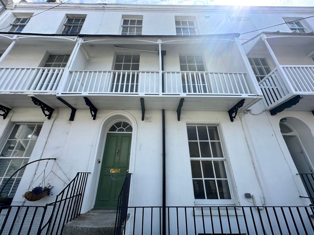 Property photo 2 of 13