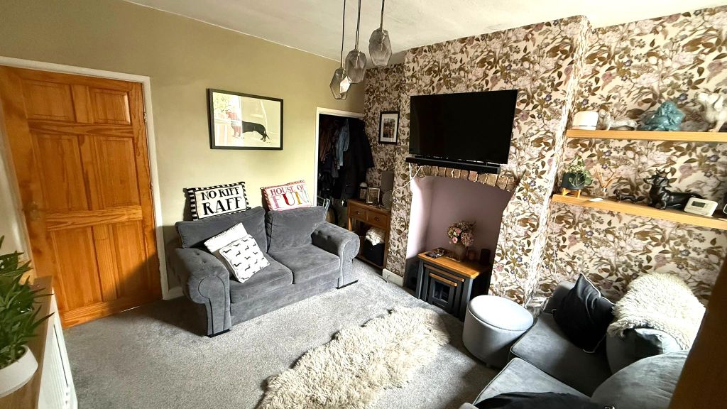 Property photo 3 of 9 Living Room